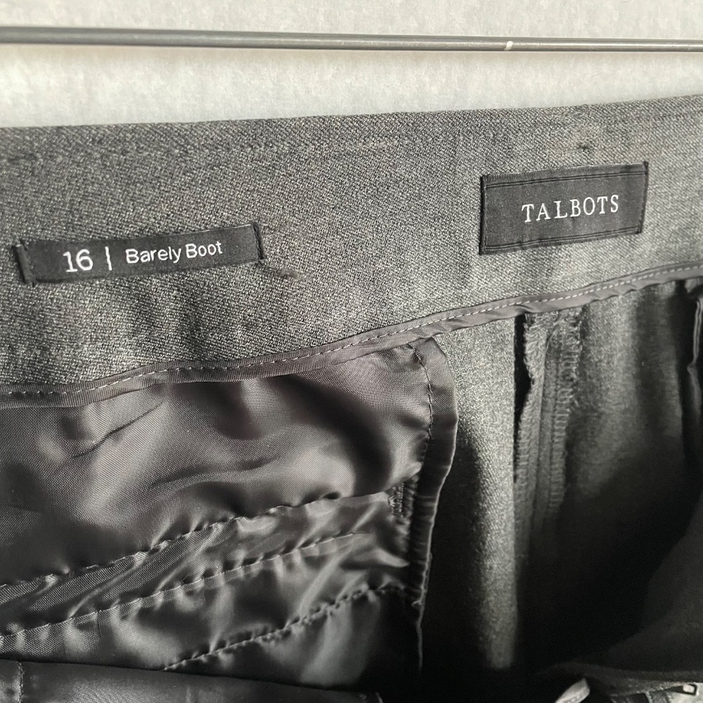 Talbots Refined Barely Boot Stretch High Rise Pants in Size 16 Normcore Preppy - Picture 2 of 13